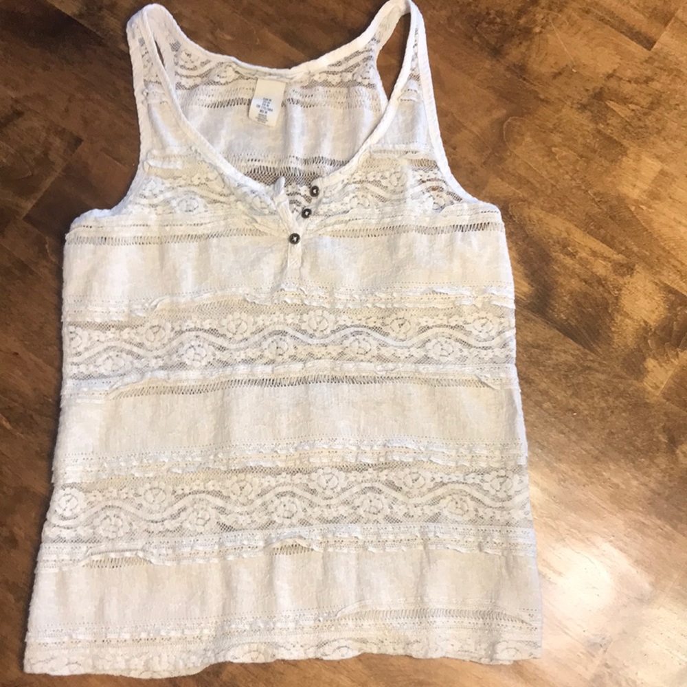 Lace cream colored tank by H&M women’s M
